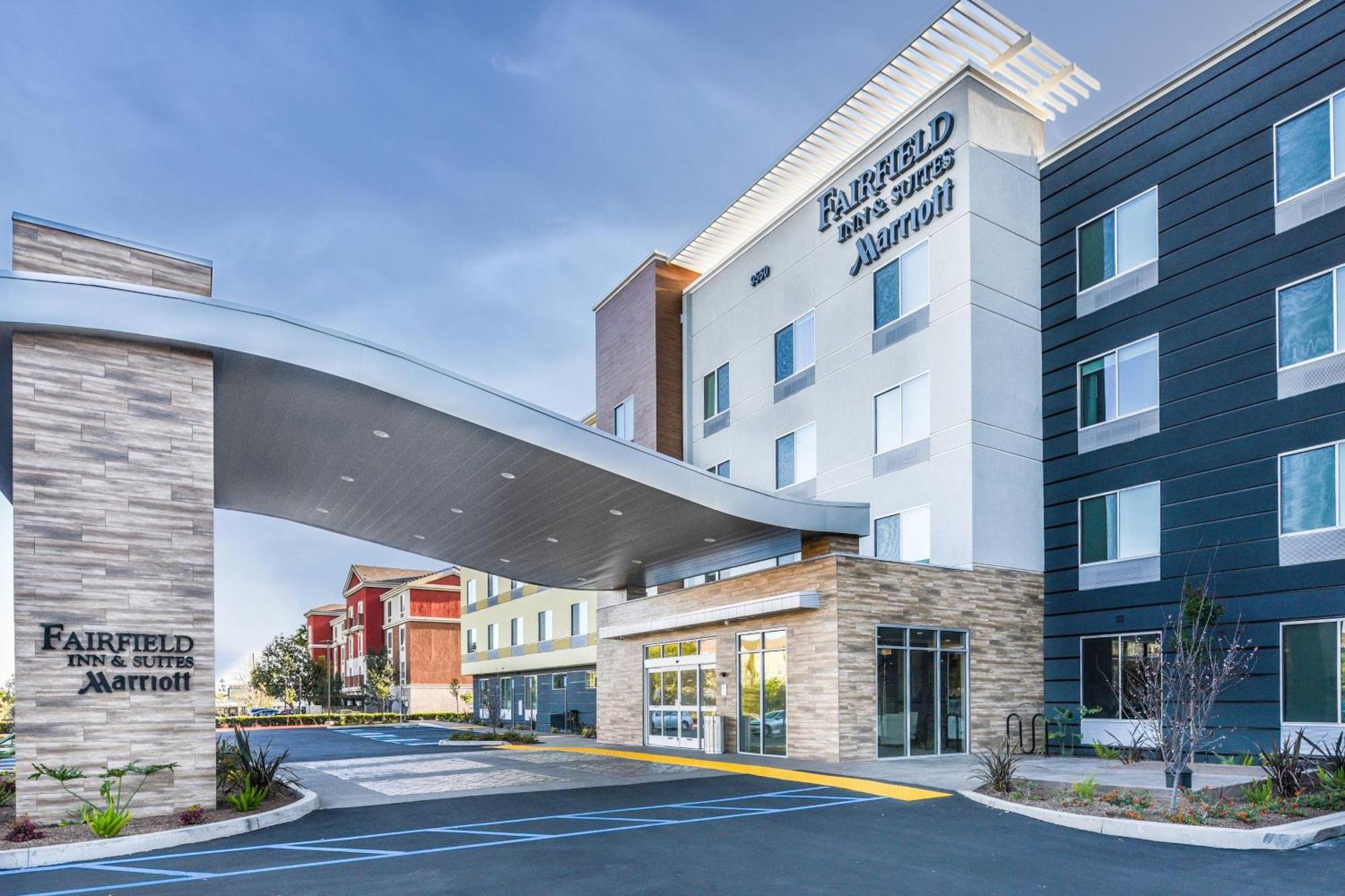 Fairfield Inn & Suites Ontario Rancho Cucamonga Zewnętrze zdjęcie