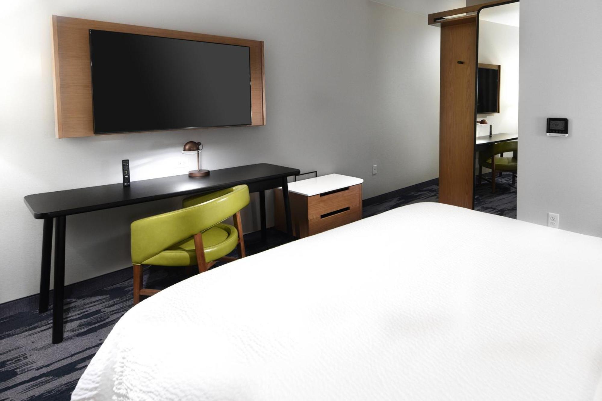 Fairfield Inn & Suites Ontario Rancho Cucamonga Zewnętrze zdjęcie
