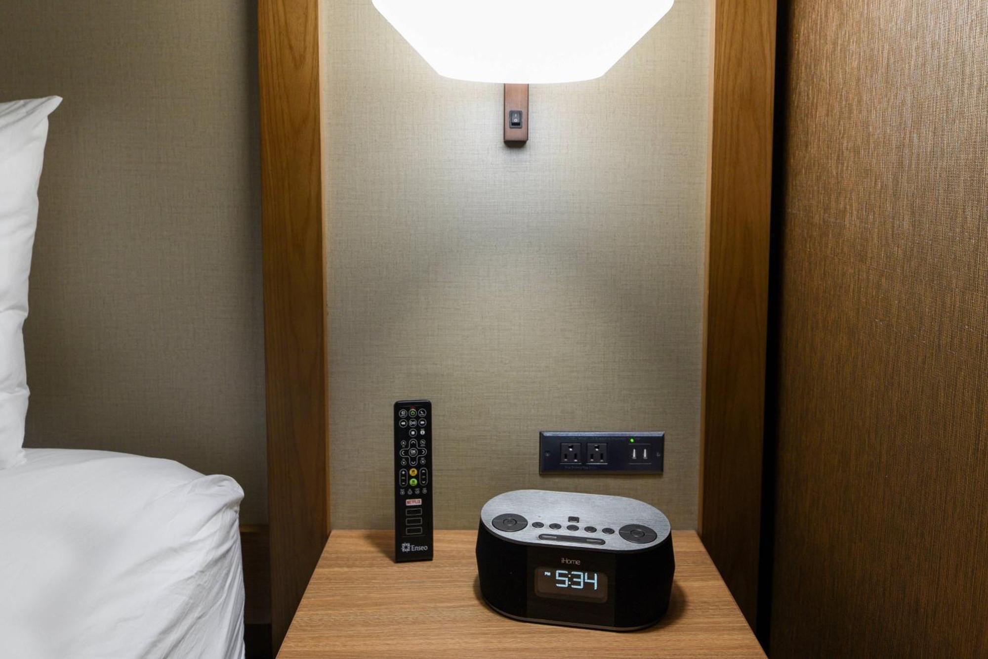 Fairfield Inn & Suites Ontario Rancho Cucamonga Zewnętrze zdjęcie
