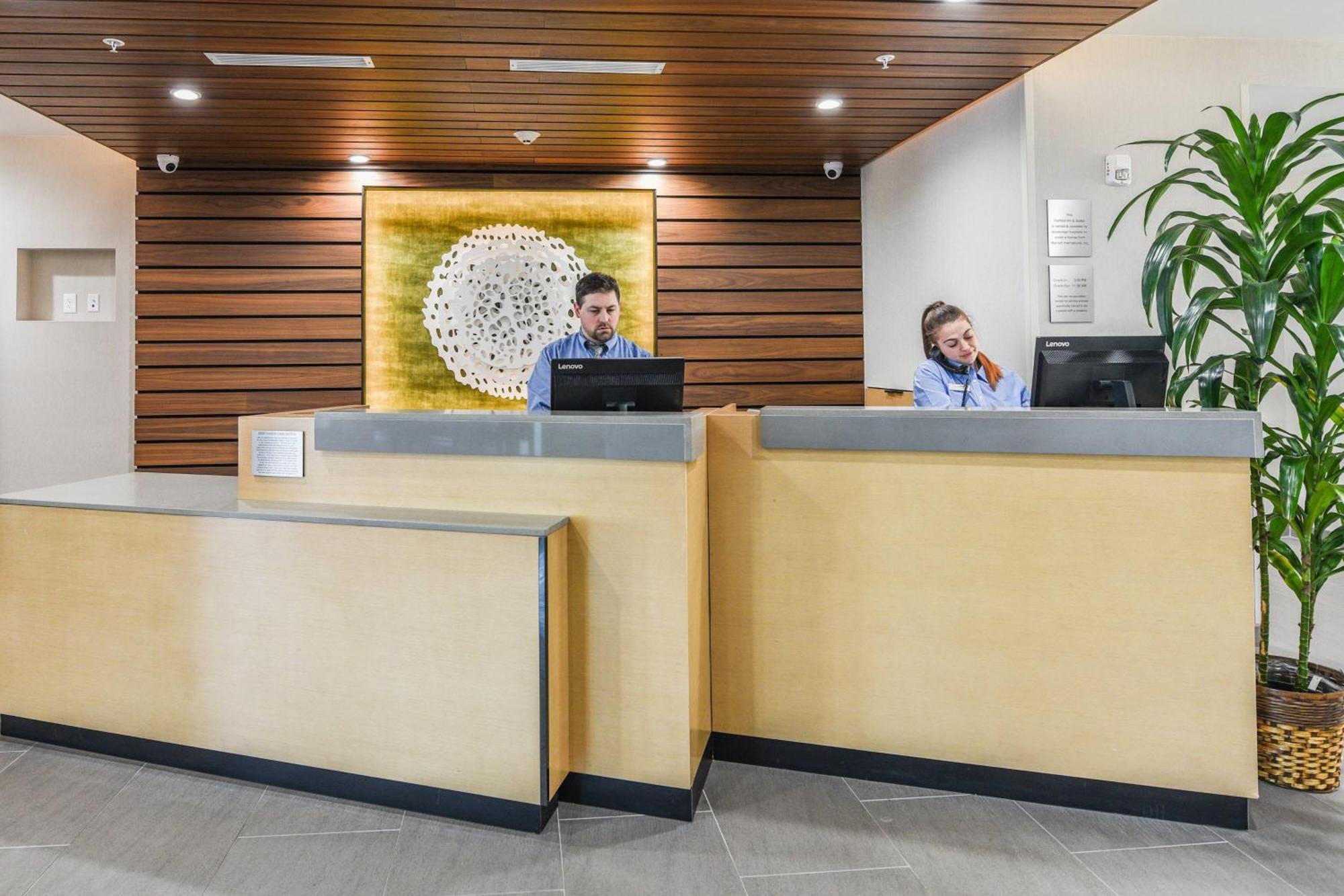 Fairfield Inn & Suites Ontario Rancho Cucamonga Zewnętrze zdjęcie